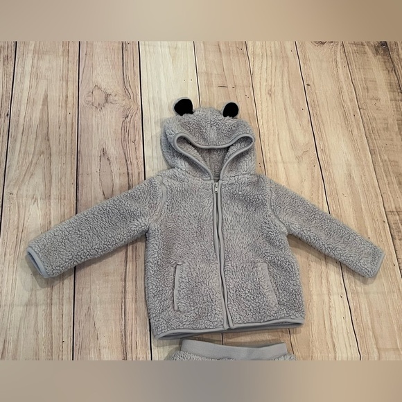GARANIMALS Cozy Gray Baby Fleece Set with Bear Ears/size 18M - Picture 5 of 9